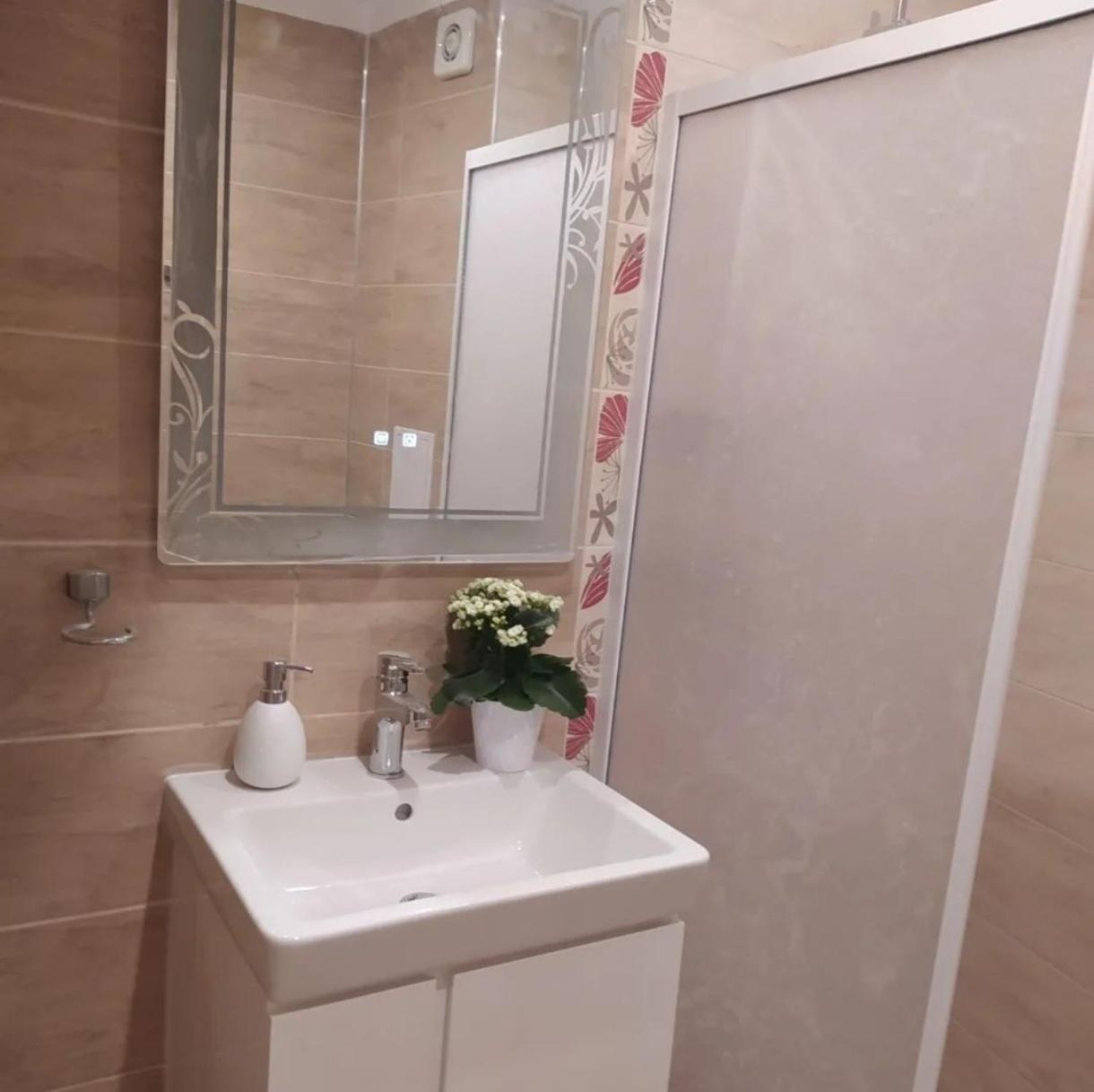 Art Apartment Kiril And Metodi Square Burgas Exterior photo