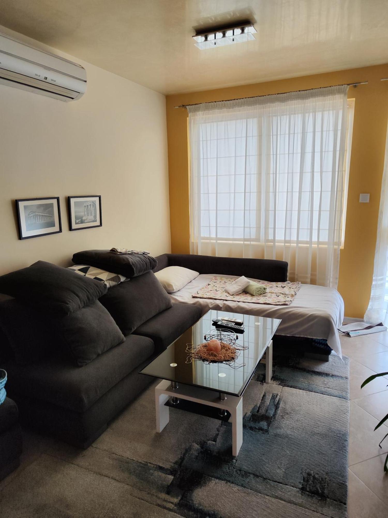 Art Apartment Kiril And Metodi Square Burgas Exterior photo