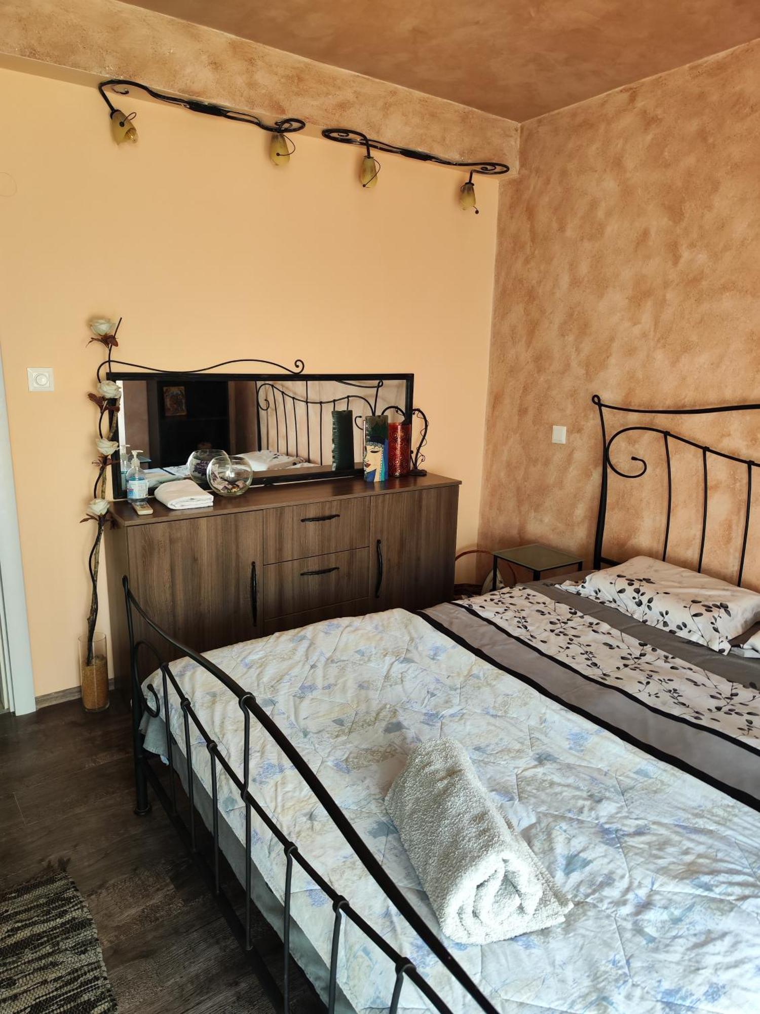 Art Apartment Kiril And Metodi Square Burgas Exterior photo